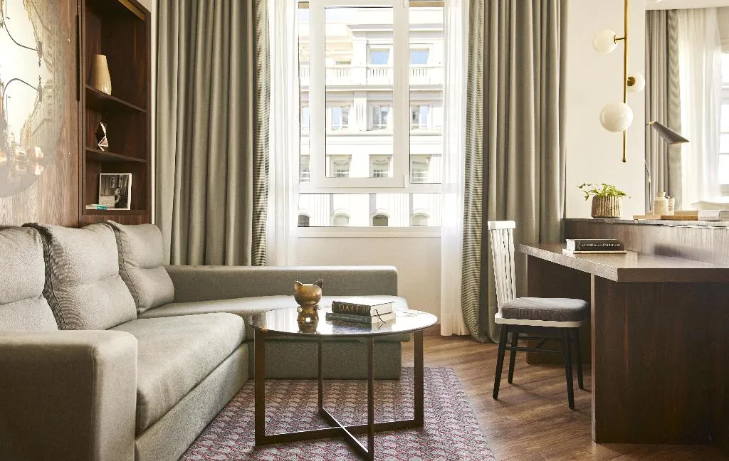 SUITE EXECUTIVE Room, Hyatt Centric Gran Via Madrid, Madrid