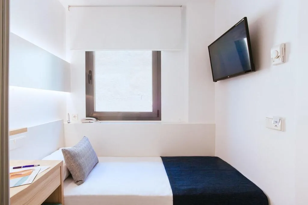 Room, Globales Acis & Galatea Hotel, Madrid