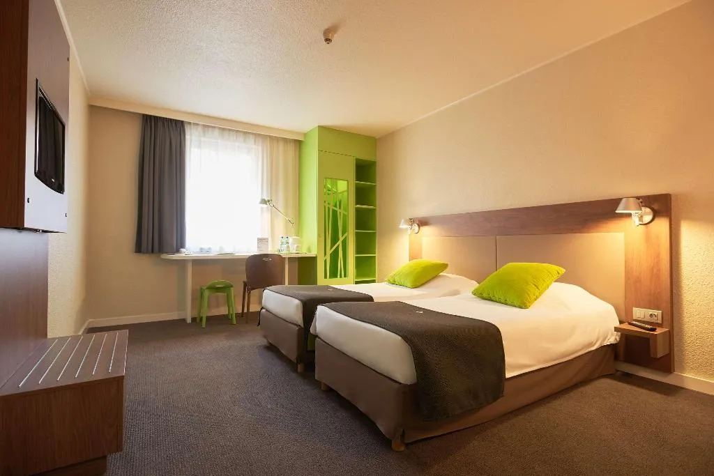 TWIN STANDARD Room, Campanile Prime Krakow Old Town, Krakow