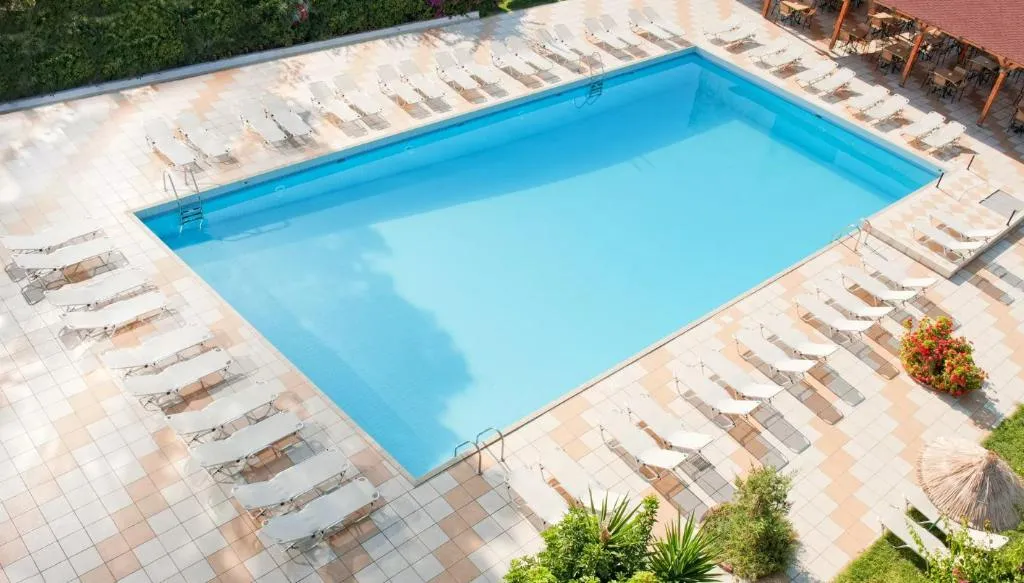 Pool, Heronissos, Crete
