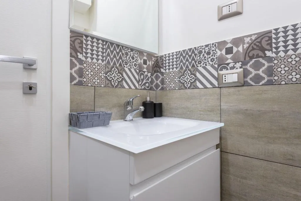 Room, Angolo Di Roma, Naples