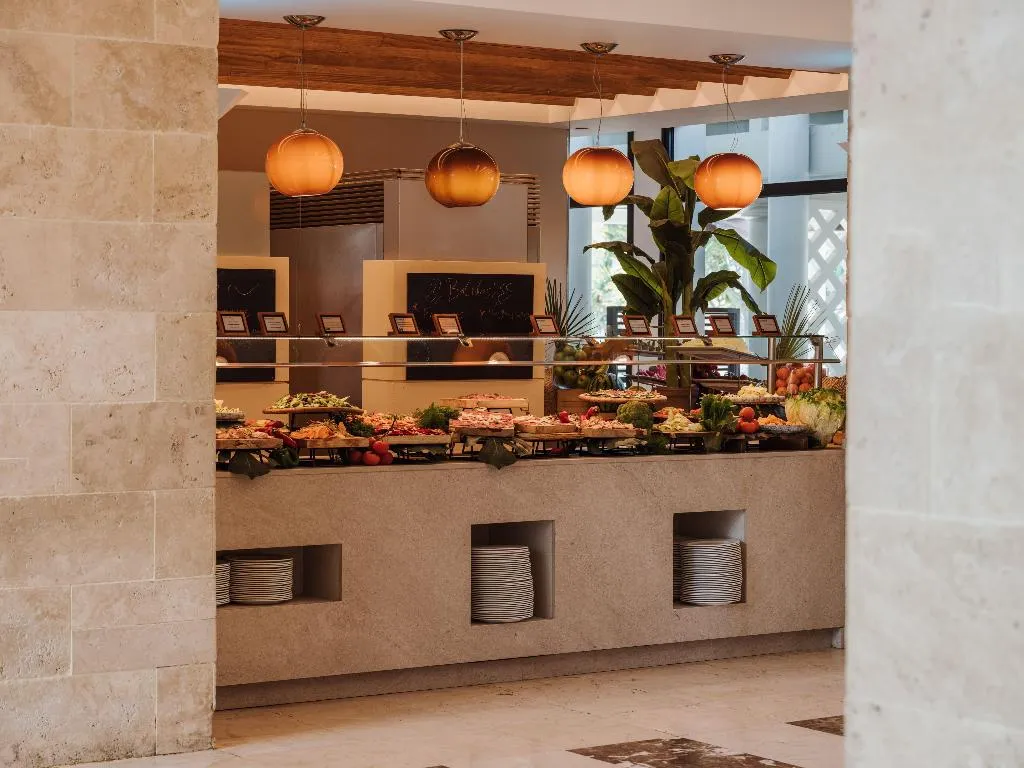Restaurant, Gran Melia Palacio de Isora, Tenerife