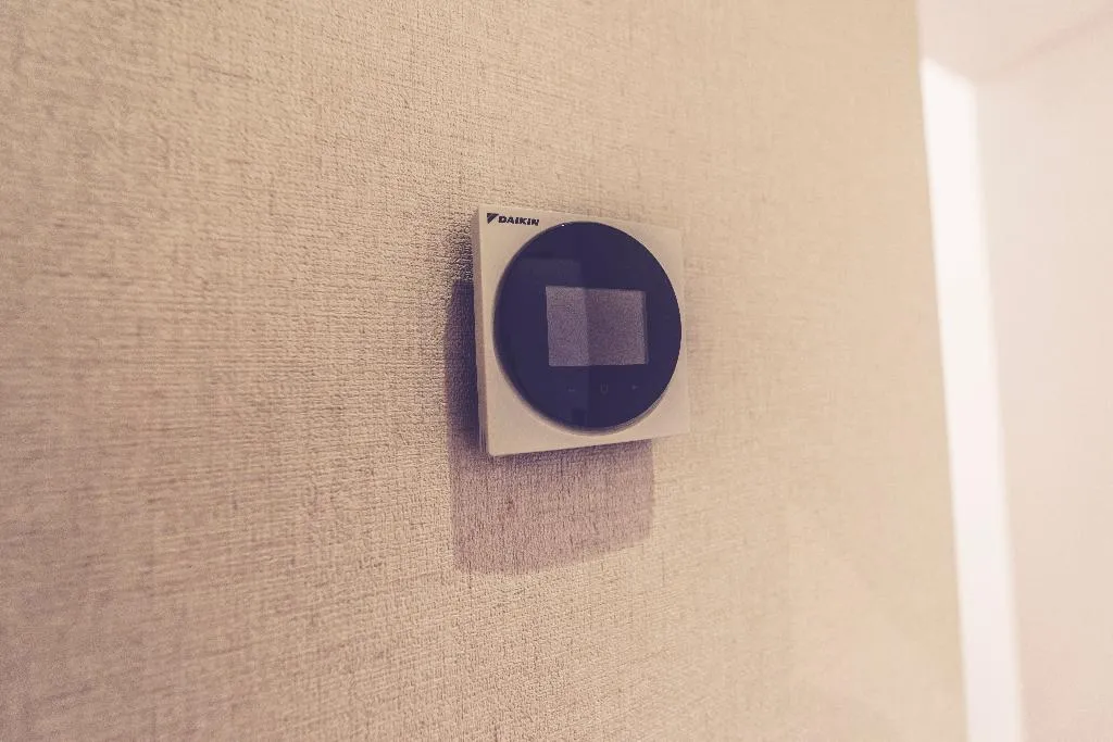 Room, Marlasca, Madrid