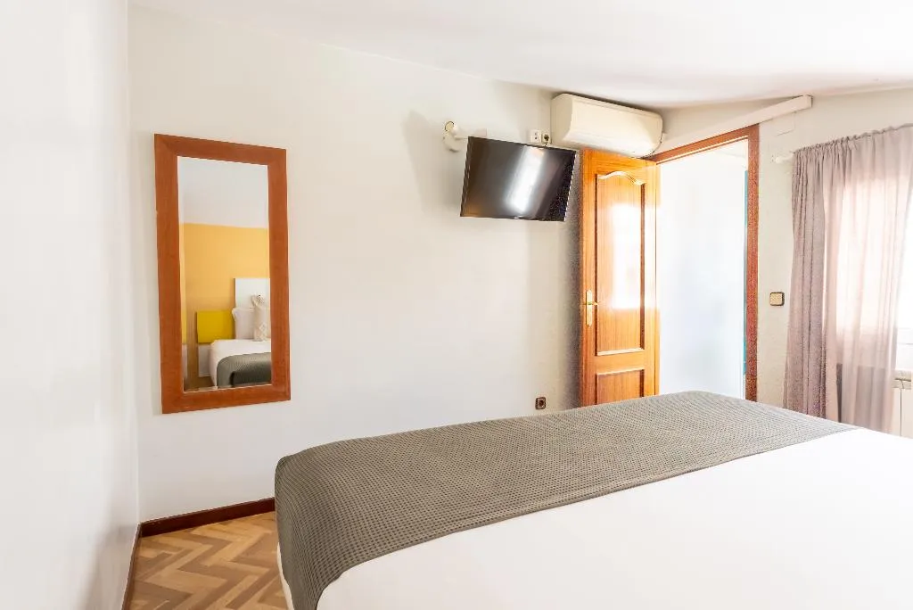 APARTMENT PENTHOUSE Room, Smartr Chueca, Madrid