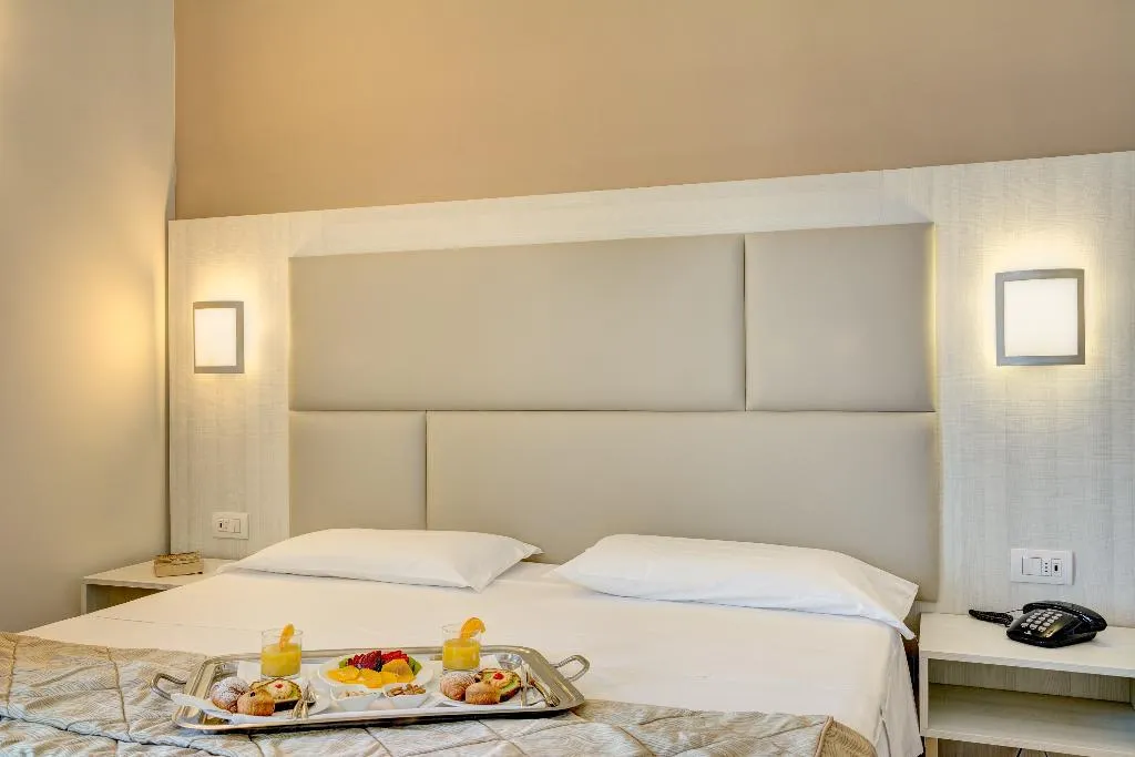 Double or Twin COMFORT Room, Caravel, Naples