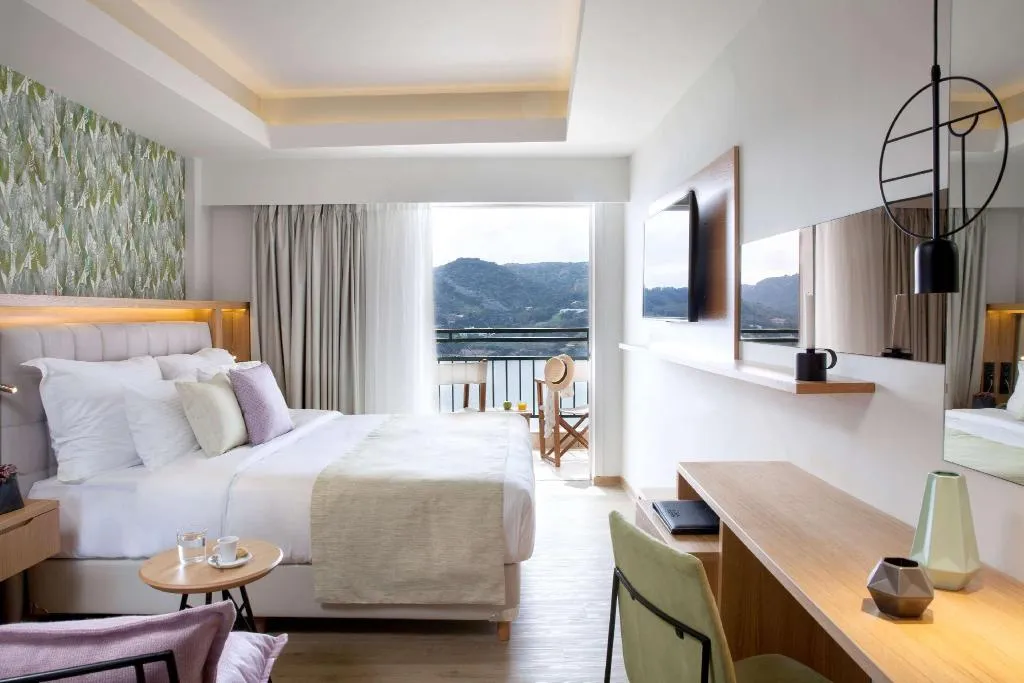 Room, Dolce Attica Riviera, Athens