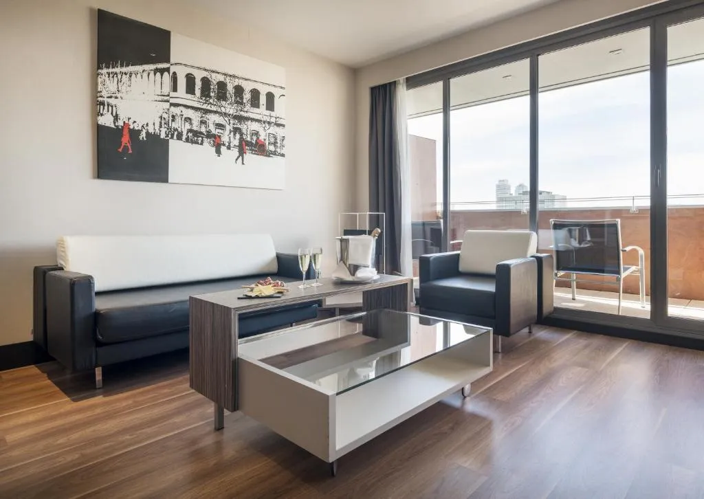 DOUBLE SUPERIOR Room, Ilunion Barcelona, Barcelona