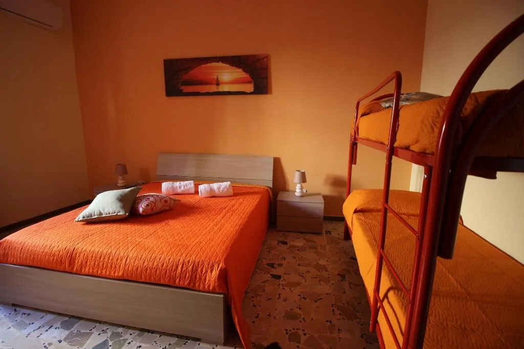 Room, b&b Vistamare, Catania