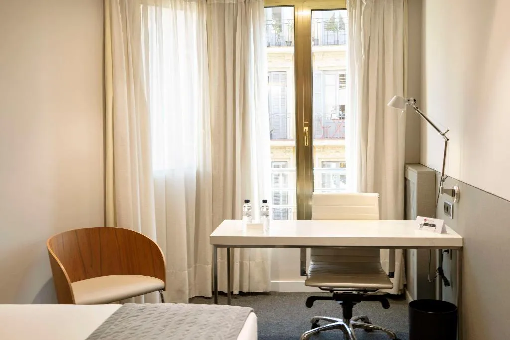 Room, Best Western Premier Hotel Dante, Barcelona
