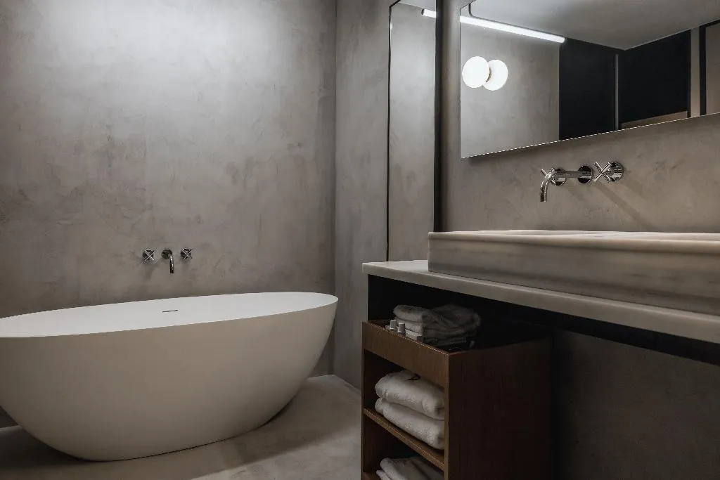 DOUBLE DELUXE CITY VIEW Room, Alma Barcelona, Barcelona