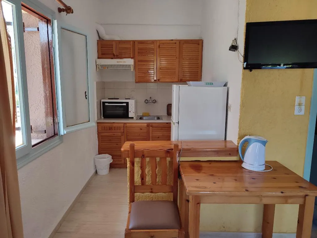 DOUBLE STANDARD Room, Fotula Studios, Crete