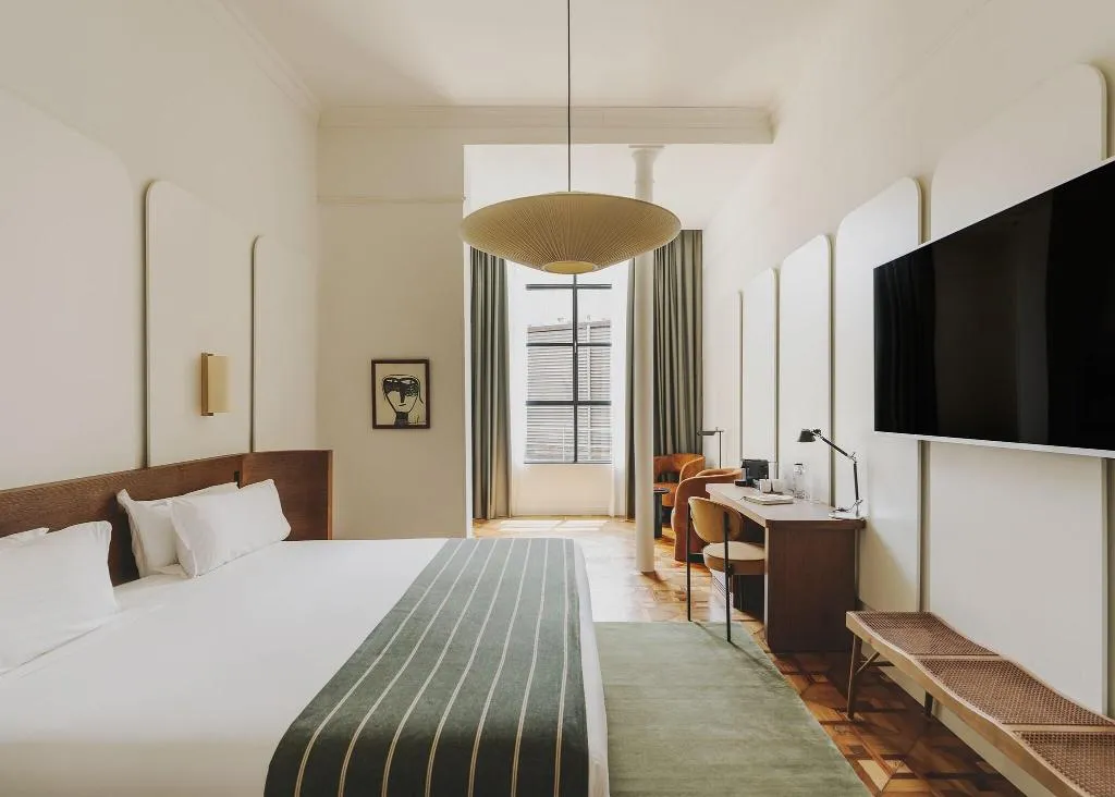 STUDIO KING SIZE BED Room, Regina, Barcelona