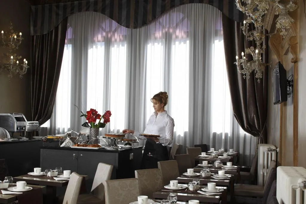 Restaurant, Arcadia, Venice