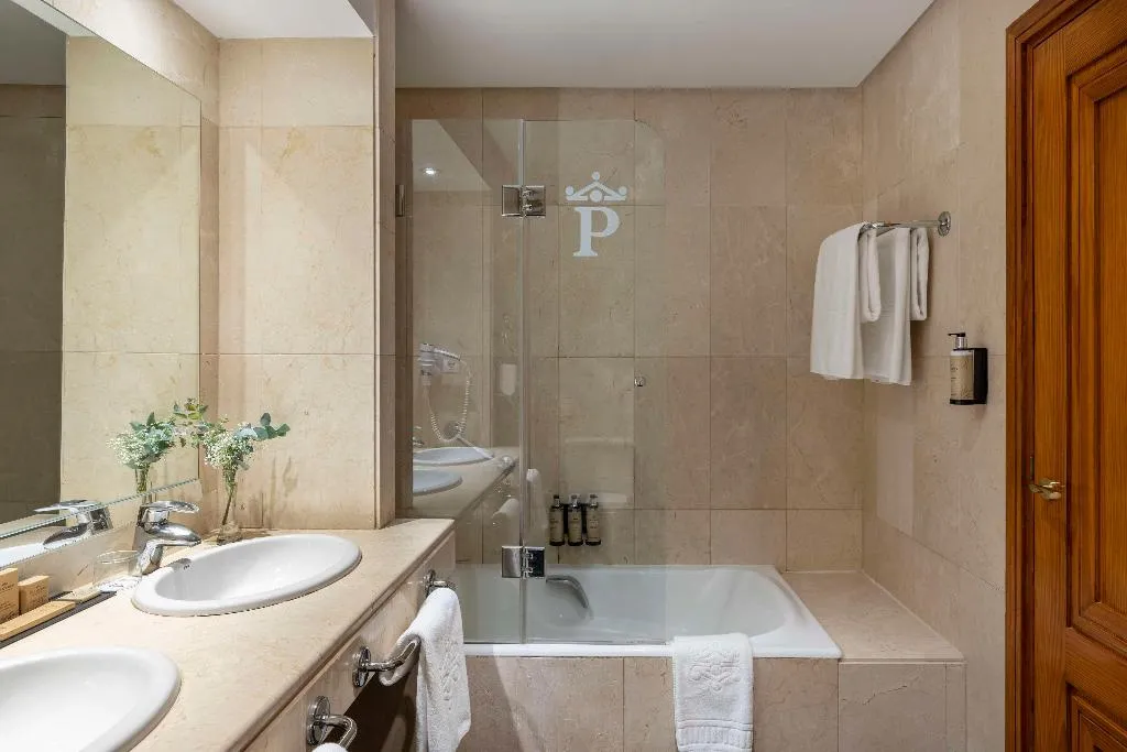 DOUBLE SUPERIOR Room, Parador de Ronda, Costa Del Sol