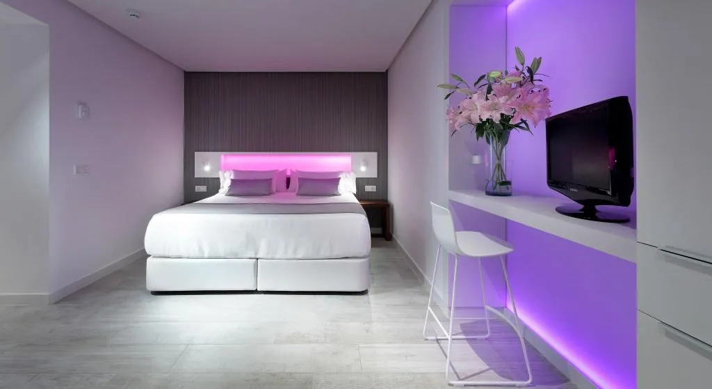 TWIN WITH TERRACE Room, Hotel Garbi Ibiza & Spa, Ibiza