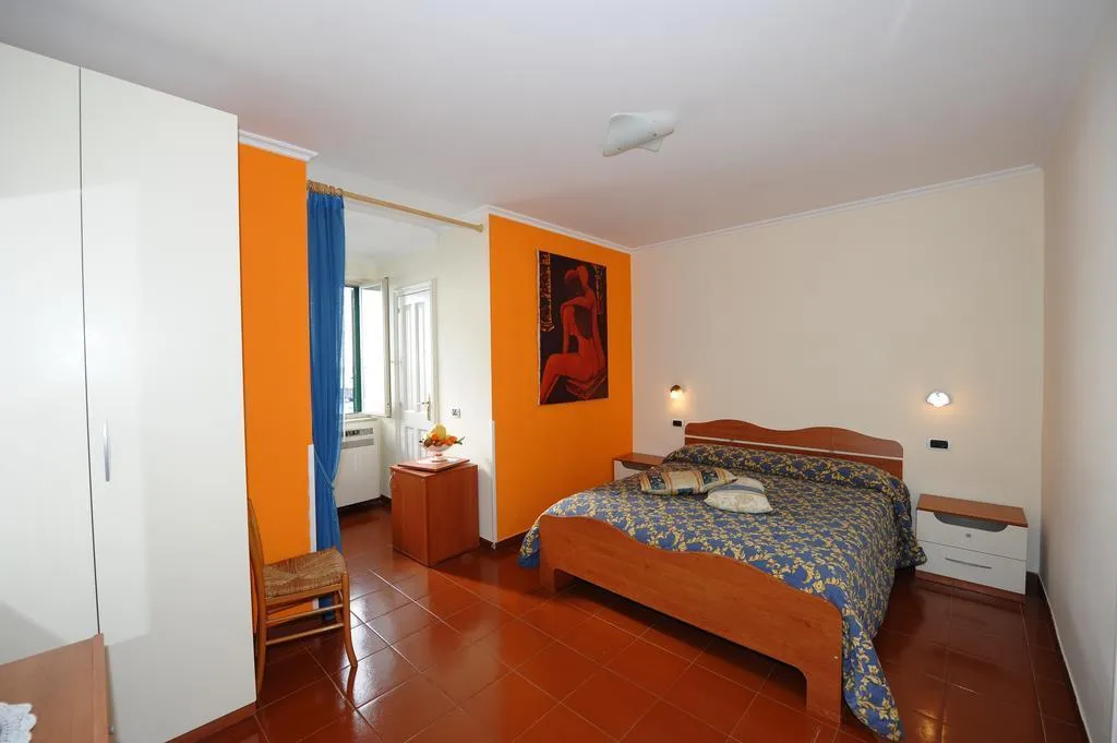 General view, B&B Camere Con Vista, Naples