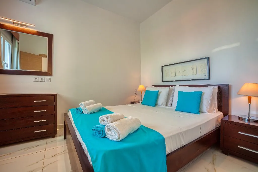 FAMILY ROOM CAPACITY 4 Room, Elounda Residence Resort & Waterpark, Crete
