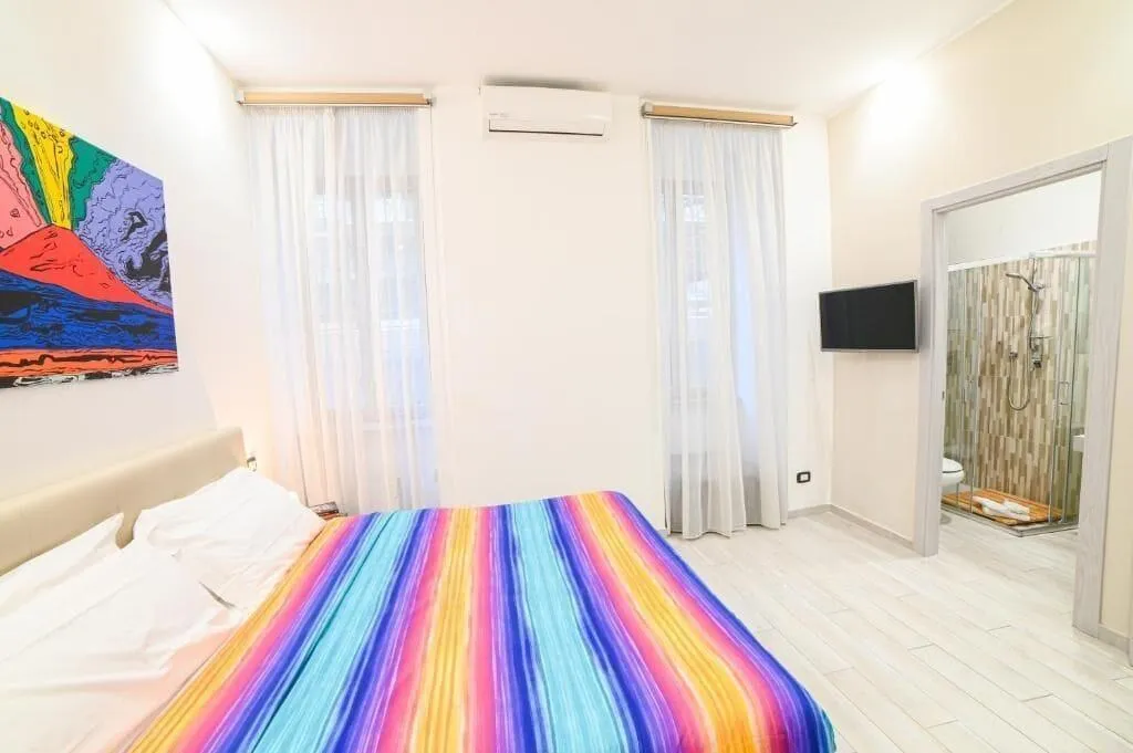 Room, Residenza Suarez, Naples