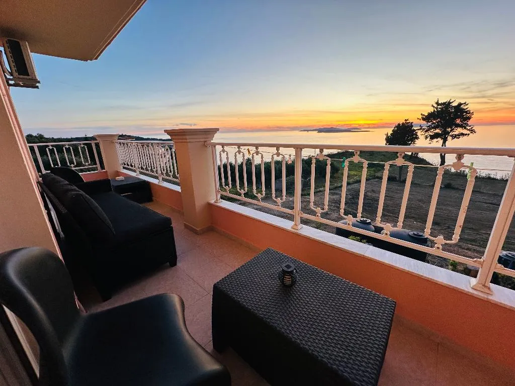 QUADRUPLE TWO BEDROOMS Room, Nikos Apartments Corfu, Corfu