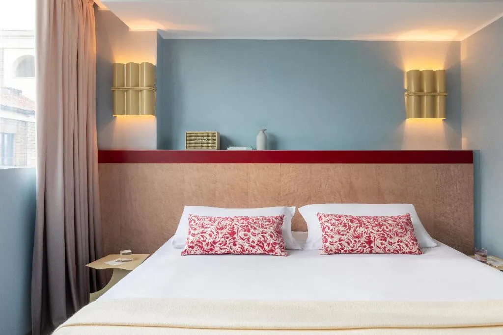 DOUBLE DELUXE WITH BALCONY Room, Moderno Hotel Roma, Rome