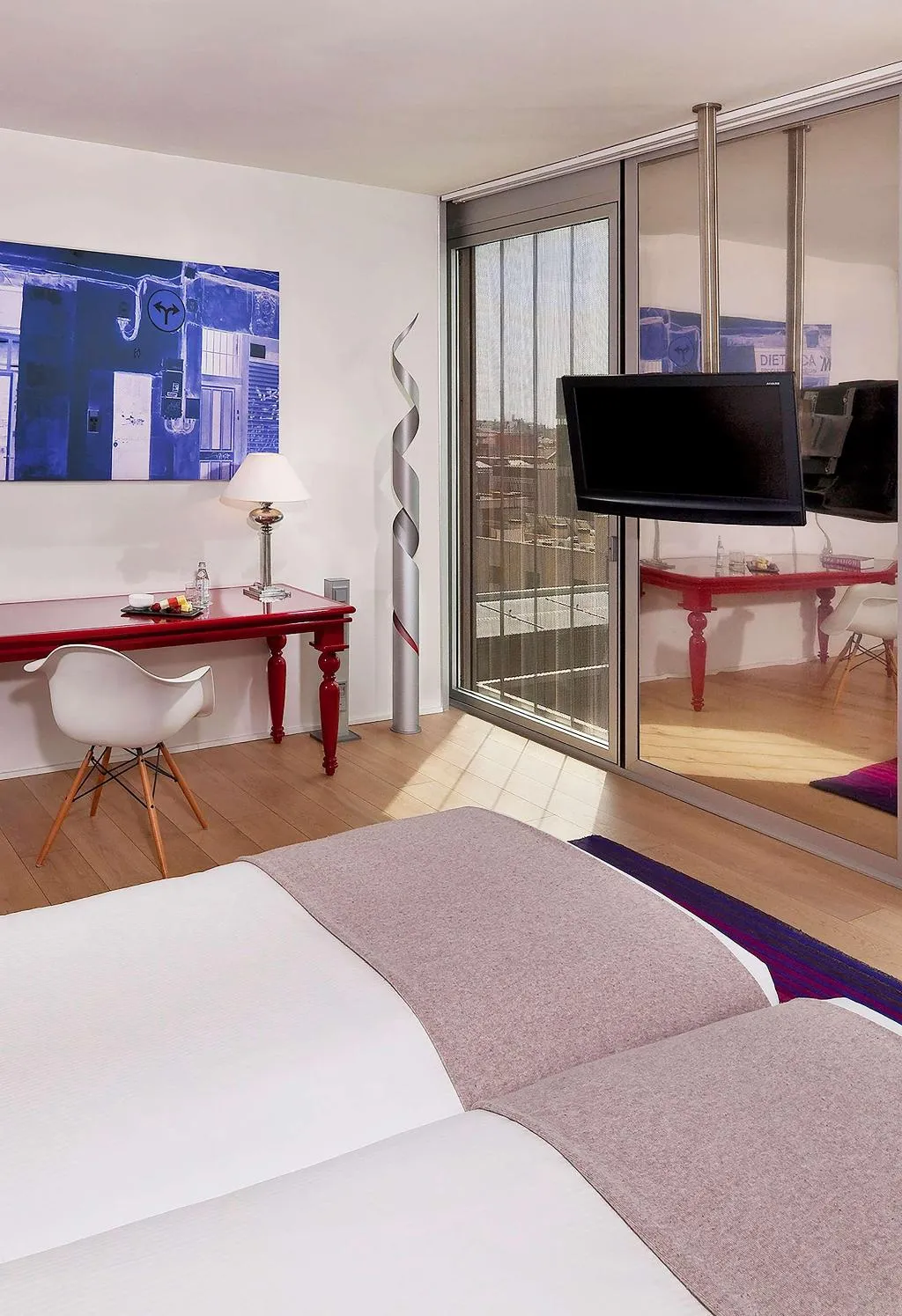 DOUBLE SINGLE USE POOL VIEW Room, Melia Barcelona Sky, Barcelona