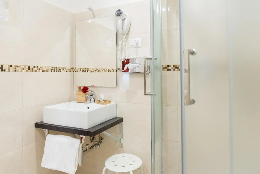 Room, Domus Giulia, Rome