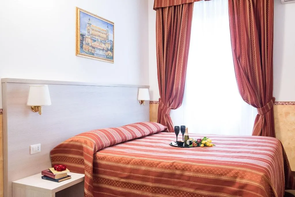 Room, Domus Giulia, Rome