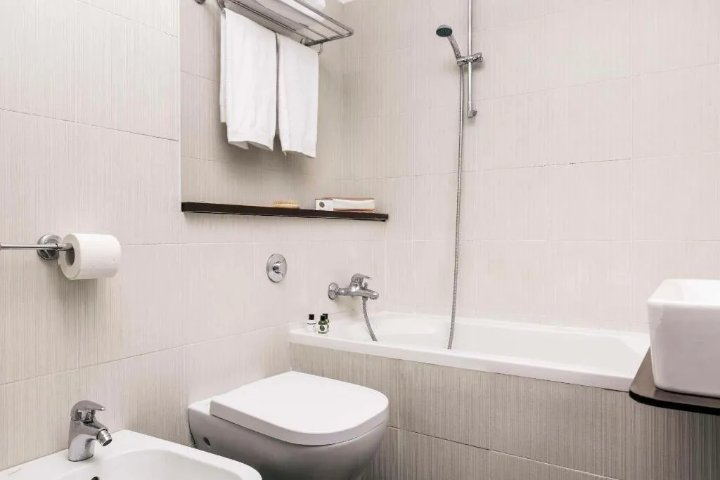 Room, The Caesar Hotel Roma, Rome