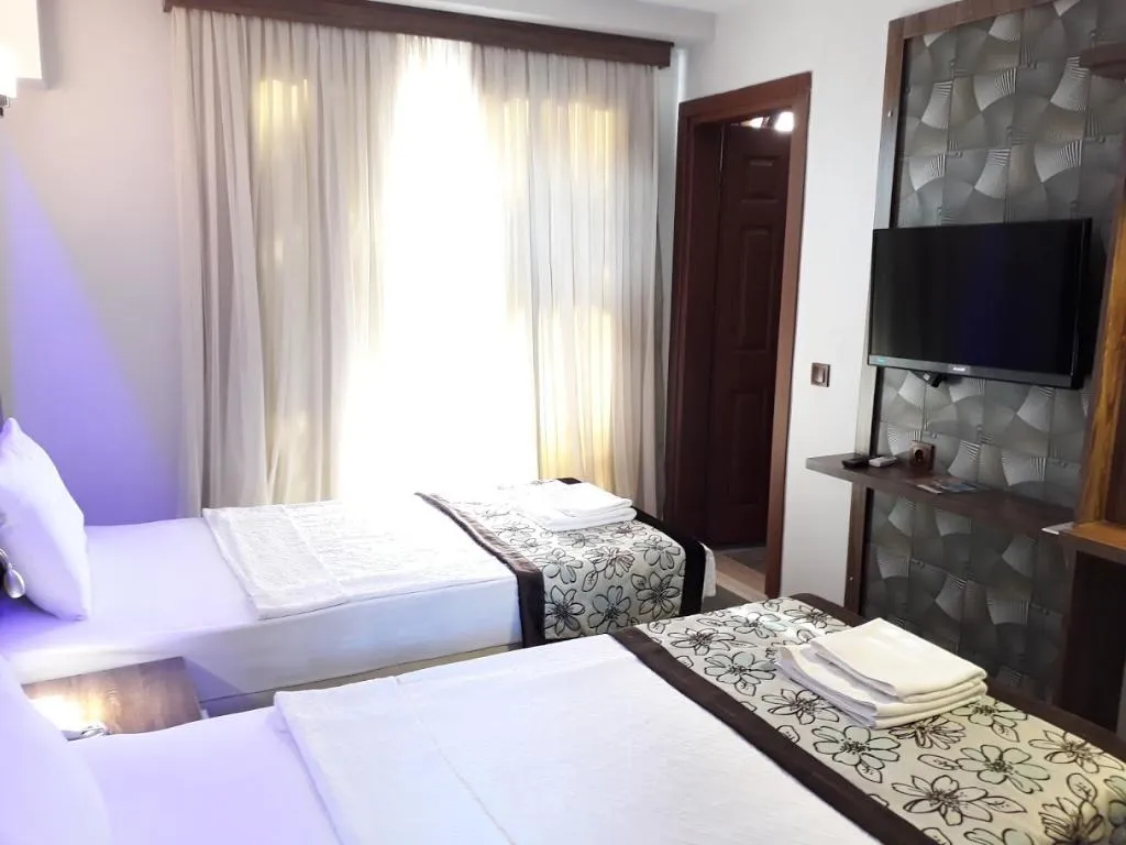 Room, Dolphin Apart, Dalaman