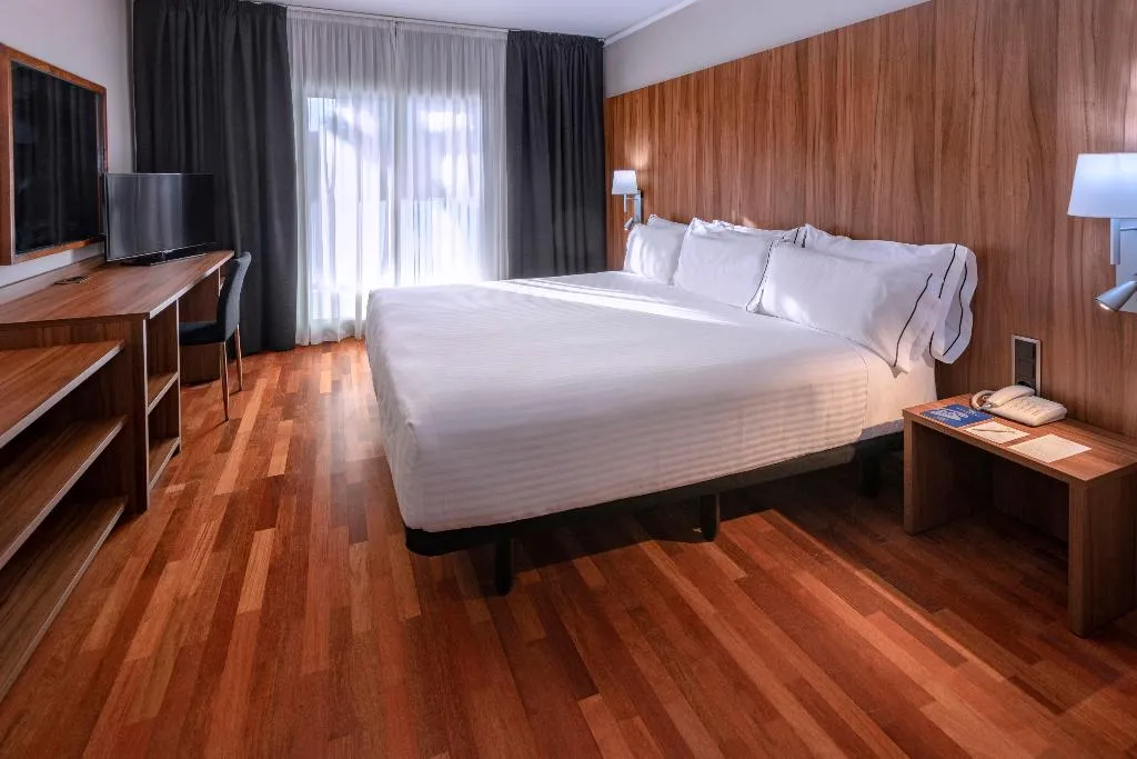 Double or Twin STANDARD Room, Ciudad de Castelldefels, Barcelona