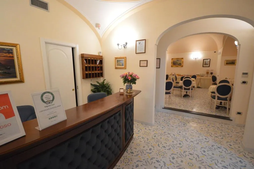 Lobby, B&B Palazzo Pisani, Naples