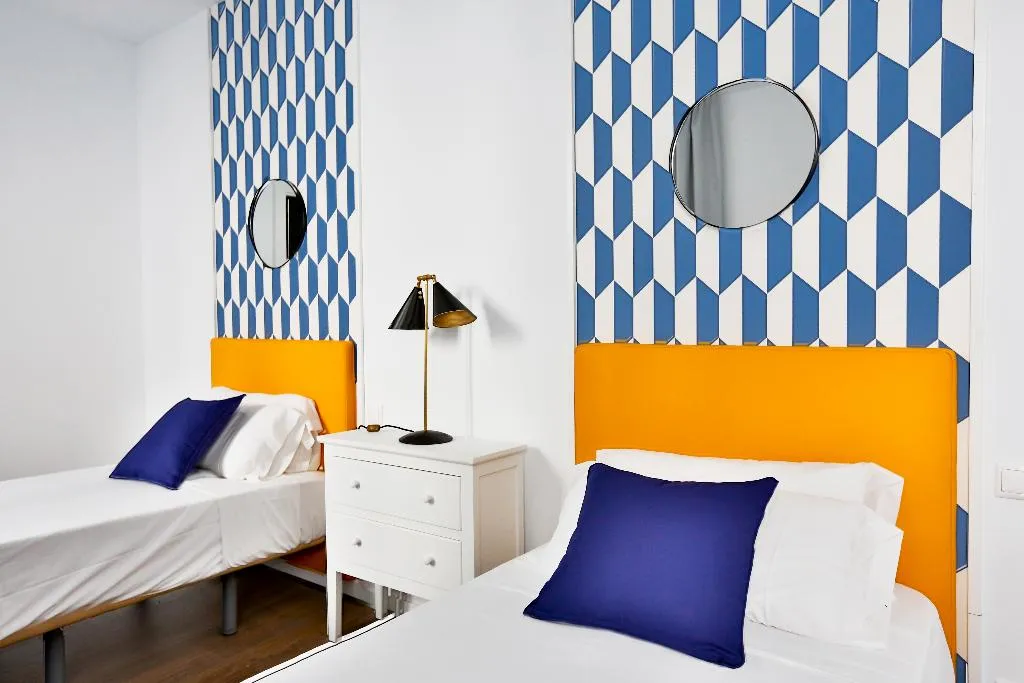 APARTMENT DELUXE TWO BEDROOM Room, Urban Vida Calatrava, Madrid