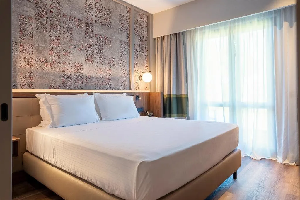Room, Picciolo Etna Golf Resort & Spa, Curio Collection, Catania