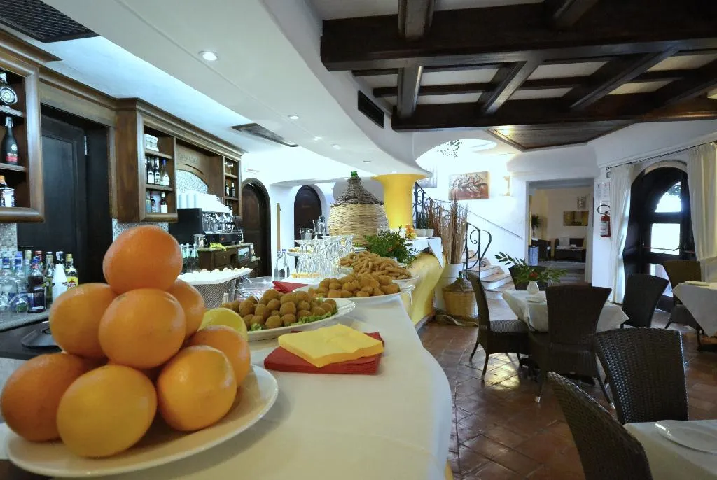 Restaurant, Galanias Hotel And Retreat, Cagliari