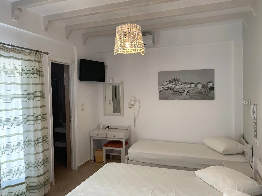 Double or Twin STANDARD Room, Aegeon, Santorini