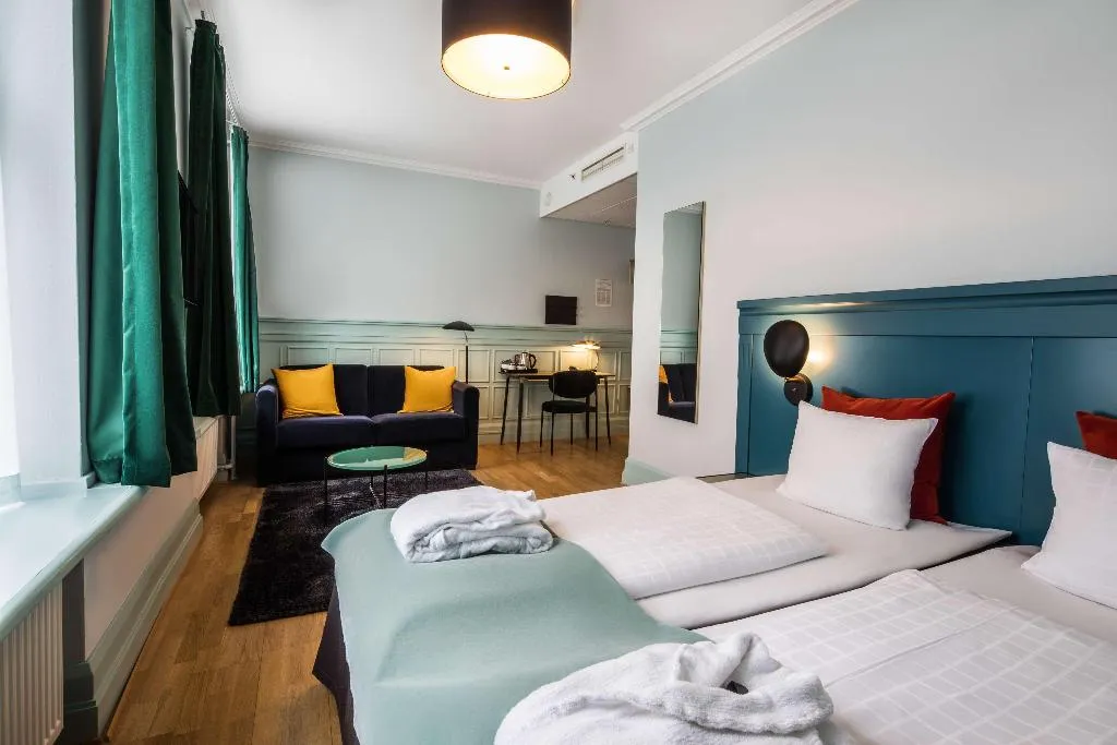 DOUBLE SUPERIOR KING BED Room, Scandic Webers, Copenhagen