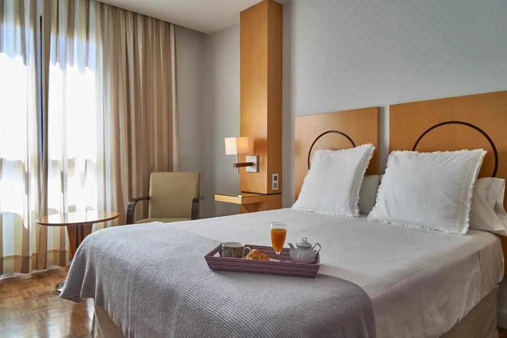 DOUBLE ONE BED Room, Don Curro, Costa Del Sol