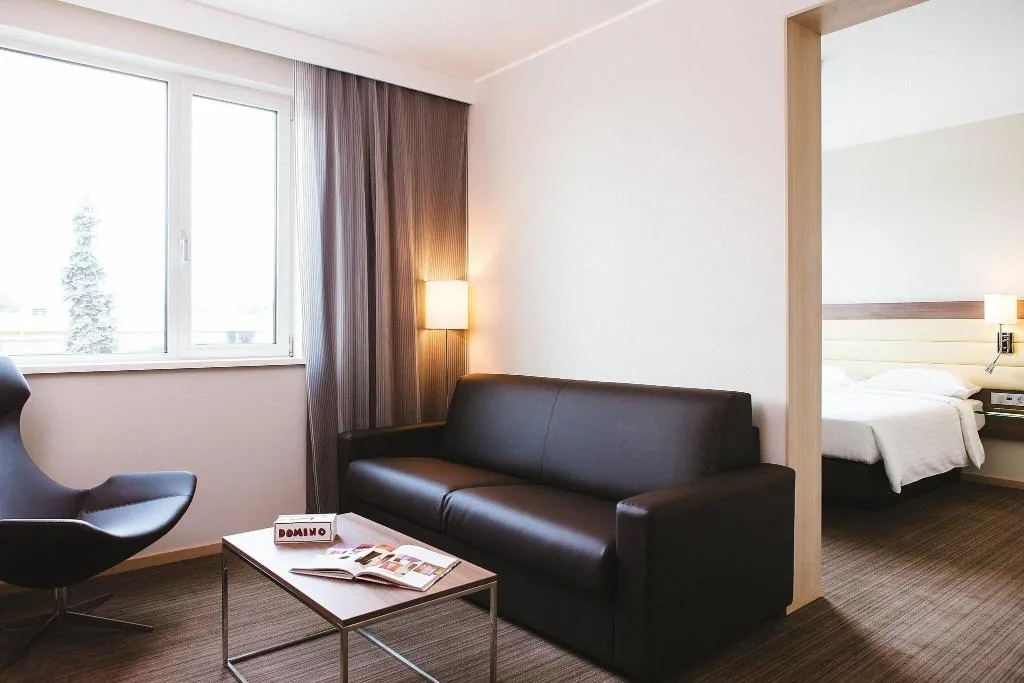 Room, Moxy Milan Airport, Milan