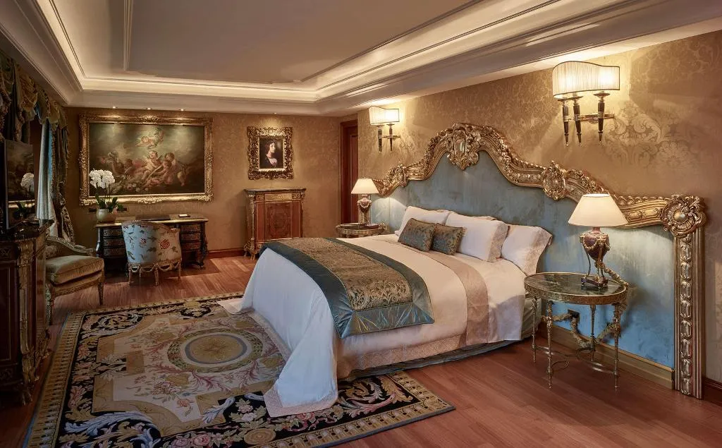 TWIN DELUXE PARK VIEW Room, Rome Cavalieri, A Waldorf Astoria Hotel, Rome