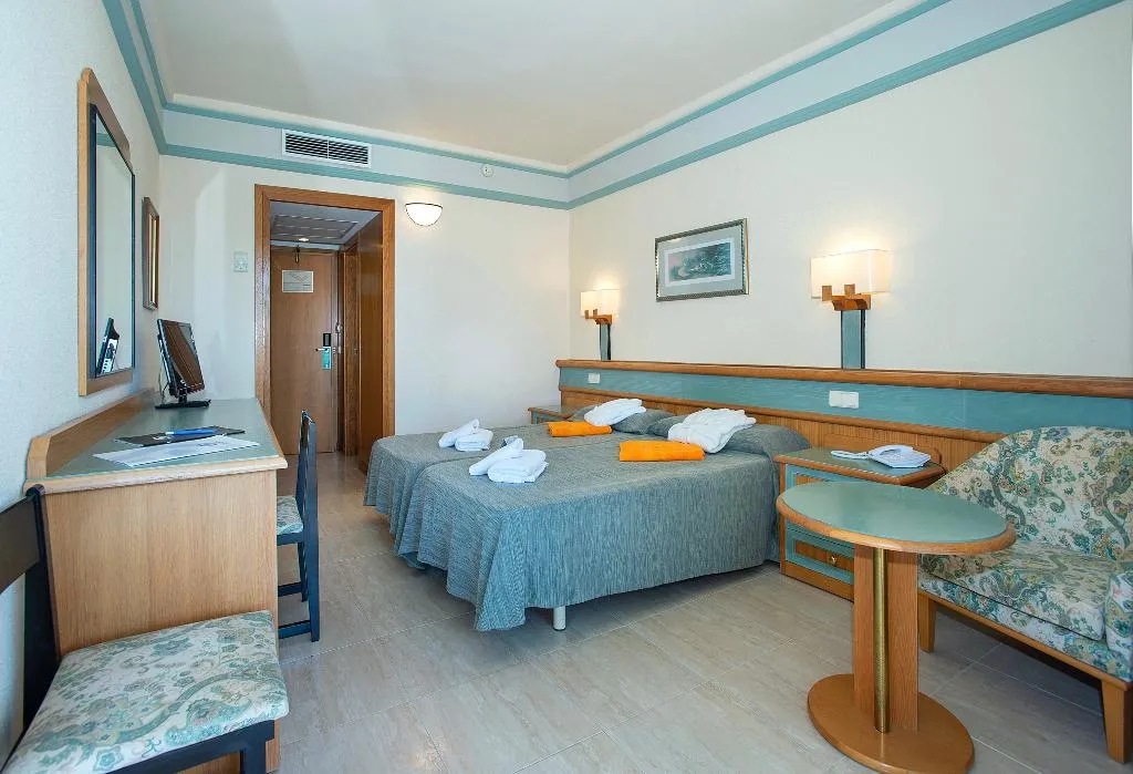 Double or Twin WITH BALCONY Room, Exagon Park, Majorca
