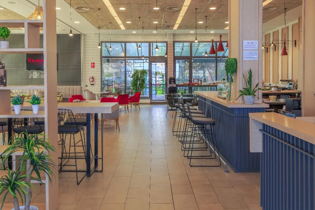 Restaurant, Ramada by Wyndham Madrid Getafe, Madrid