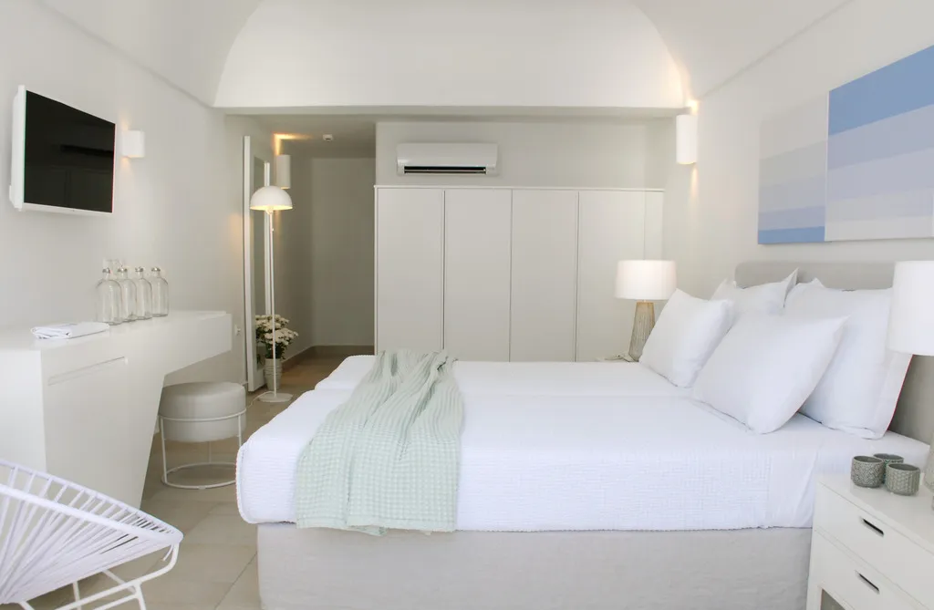 STUDIO STANDARD Room, Aqua Blue Beach Hotel, Santorini