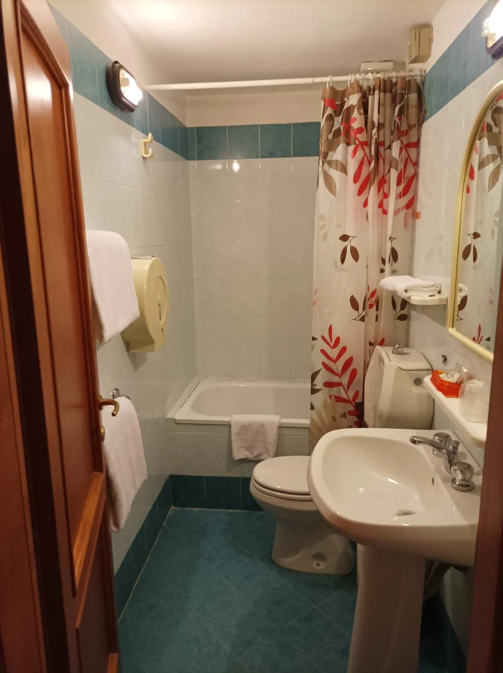 TRIPLE ECONOMY Room, Maxim Axial, Florence