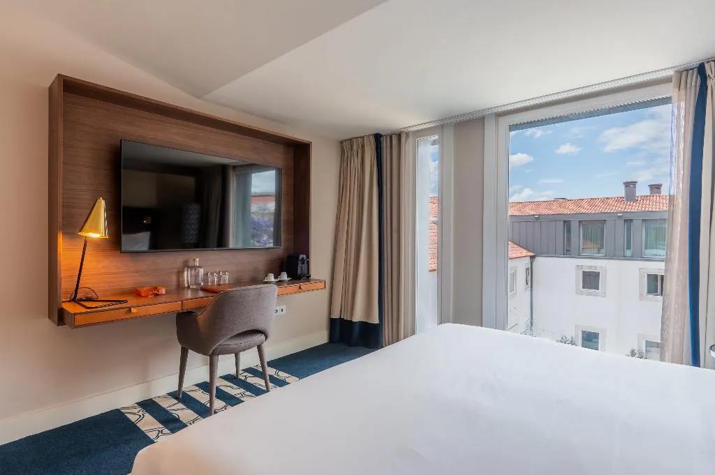 SINGLE CLUB Room, Palacio Do Governador, Lisbon