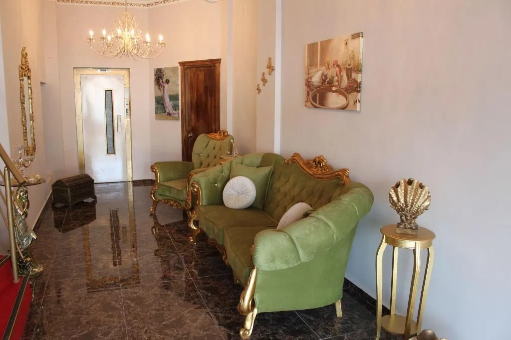 Lobby, Huri & Nuri Hotel, Izmir