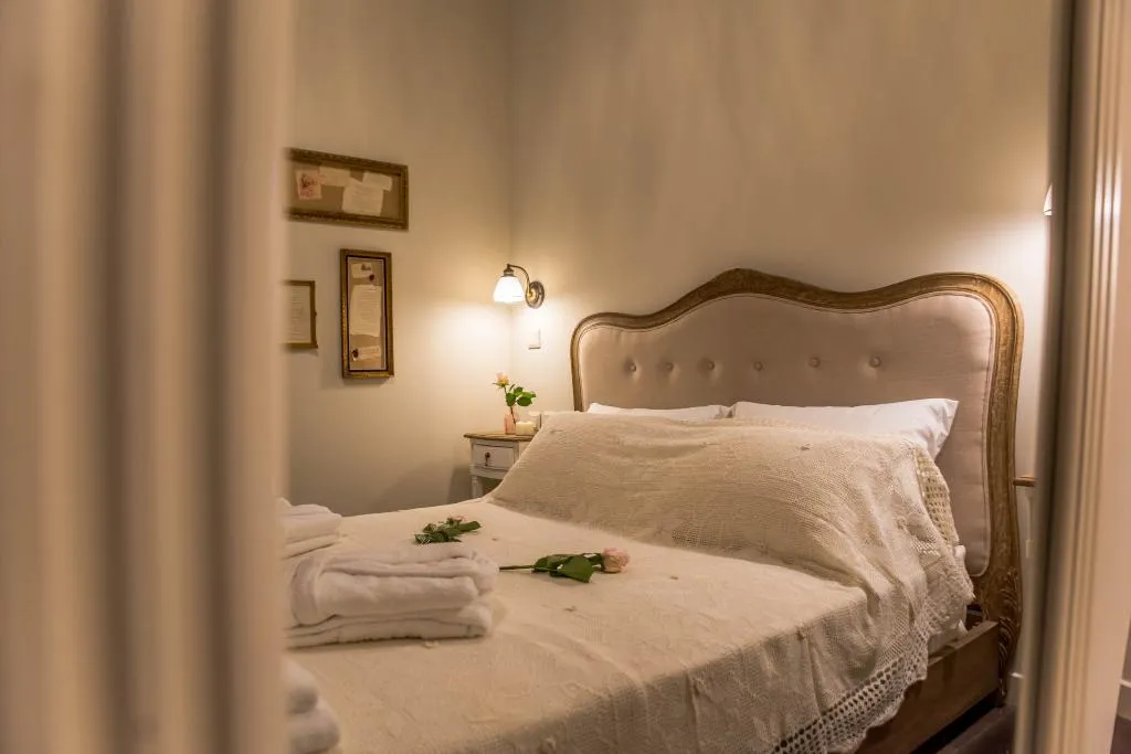 JUNIOR SUITE STANDARD Room, Kyria Boutique House, Athens