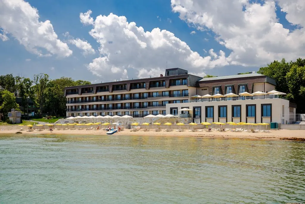 Beach, HVD Nympha Adults Only, Varna