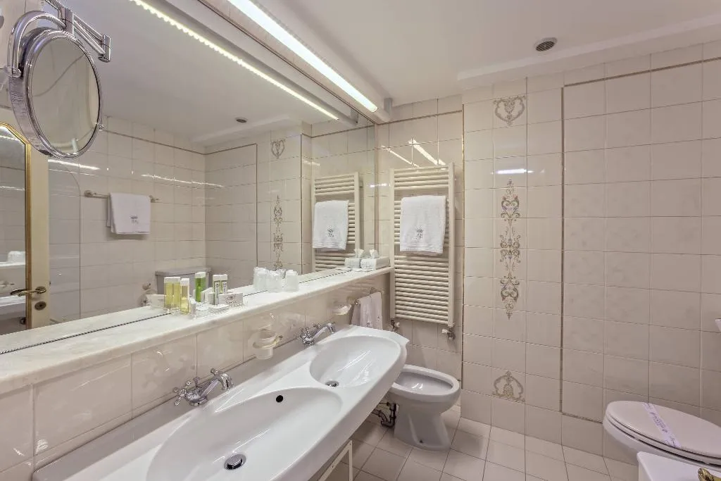 DOUBLE STANDARD Room, AbanoRITZ Hotel Thermae and Wellness, Venice