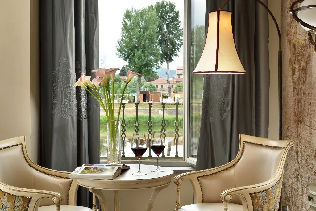 DOUBLE RIVER VIEW Room, Hotel Ville sull’Arno - Preferred Hotels & Resorts, Florence