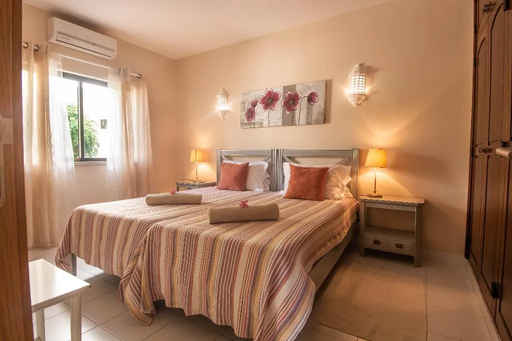 APARTMENT SEA VIEW TWO BEDROOMS Room, Monte Dourado, Algarve